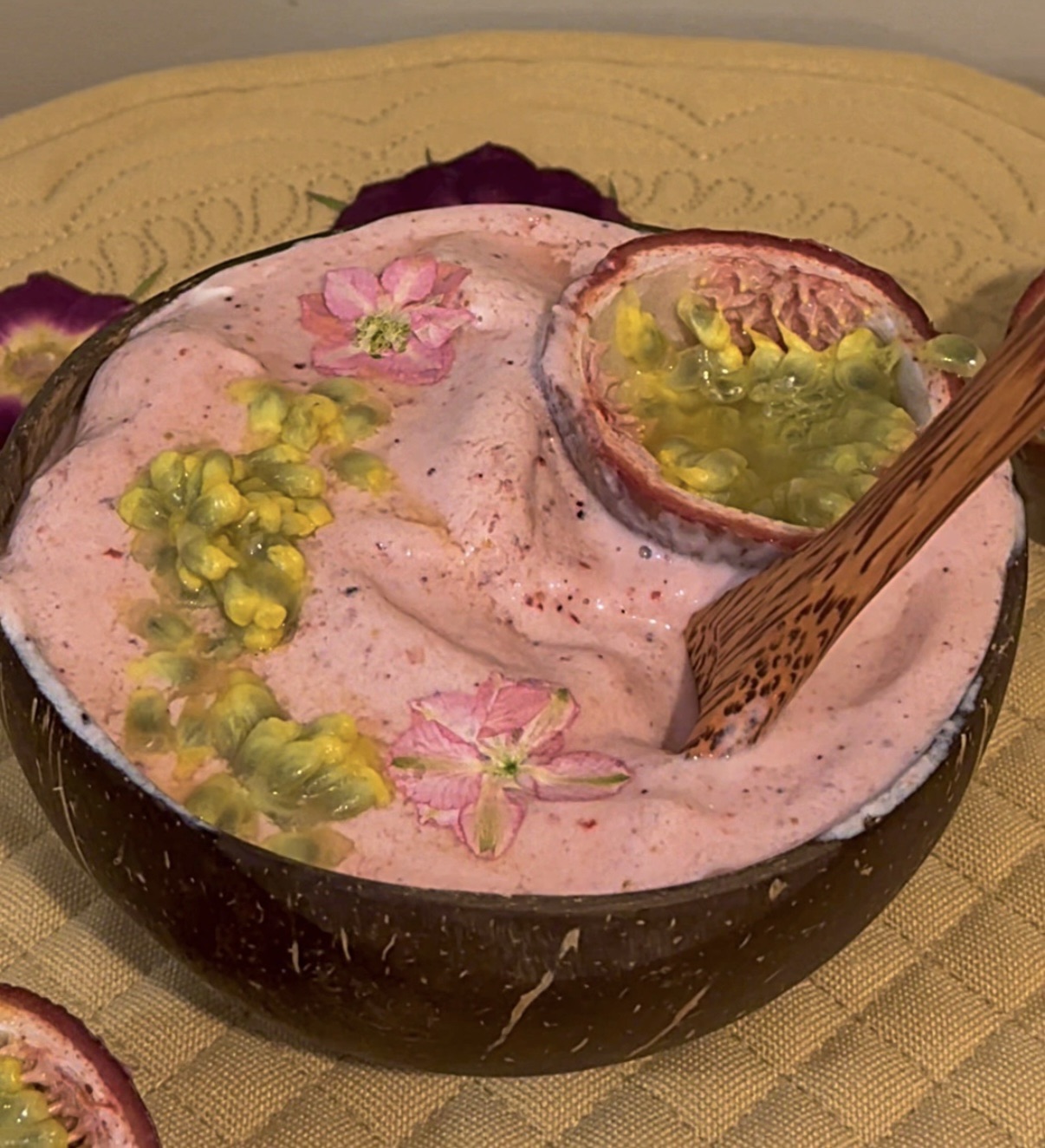Pink Paradise Smoothie Bowl 🌸🥭